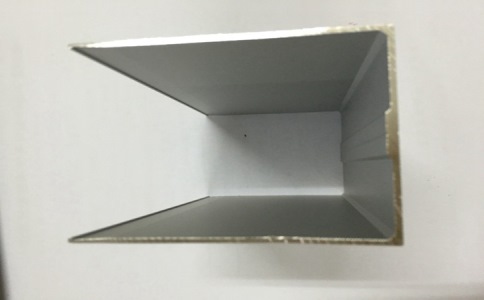硅巖凈化板的使用壽命和磨損程度有何關系？（硅巖凈化板磨損程度對使用壽命的影響有多大？）